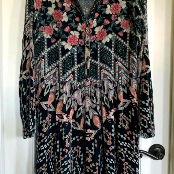 SOLD - Johnny Was Marami Burnout Velvet Dress Retail $298 Size XS - Picture 6 of 9